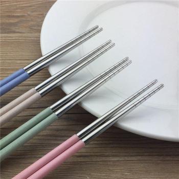 Palillos reutilizables de acero inoxidable para sushi