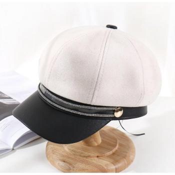 Bonnet chic en laine aux pierres précieuses – code HR122302