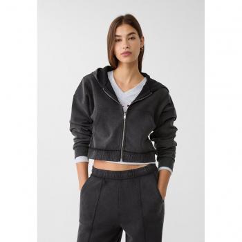 Stradivarius Hoodie nero grande (XL) con tasche integrali