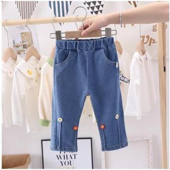 Jean en vrac pour bébé fille avec motifs floraux