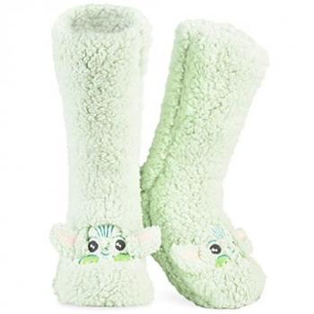 Yoda’s Soft Pad Sock Set – The Mandalorian Edition