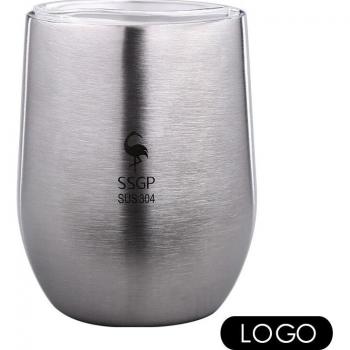 Copas de vino en forma de huevo