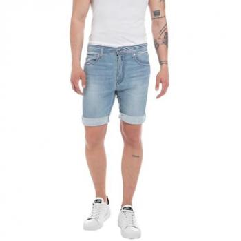 Jeansshorts mit Reißverschluss und Label-Patch