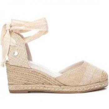 Sandalias de mujer Refresh 171748 en color beige