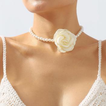 Élégance Européenne Camélia Perles Rose Heyone