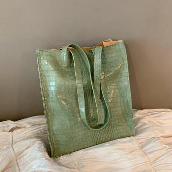 Soft Leather Alligator Pattern Shoulder Bag