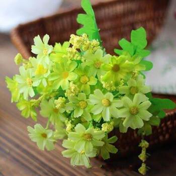 Cute Silk Daisy Home Decor