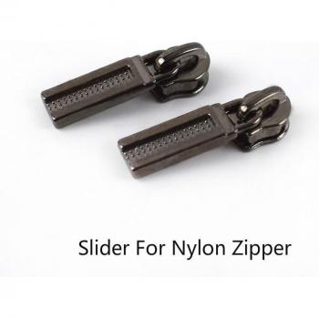 Kit de 20 curseurs de fermeture éclair 26X6mm 3 # pour nylon et métal