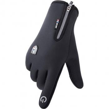 Touchscreen-fähige Handschuhe für Outdoor-Aktivitäten im Winter