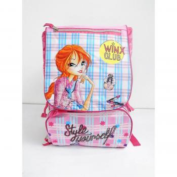 Zainetto estensibile di Winxclub con i personaggi di Bloom e altre Winx in evidenza