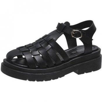 Muffin‑Toe Beach Clogs with Heeled Design