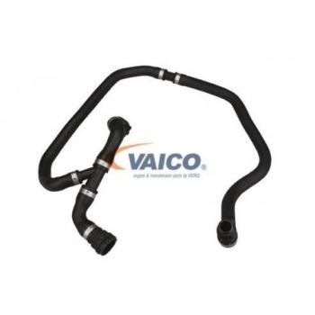 BMW E60/E61/E63/E64 Kühlwasserschlauch Vaico V20‑1305