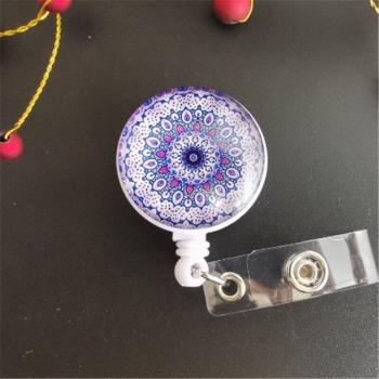 Porte-badge botanique retractable