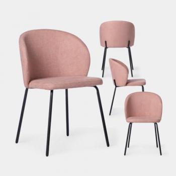 Lot de 4 chaises Norah en rose avec pieds en noir