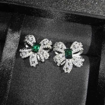 Elegantes Schmetterlingsschmuckset für Hochzeiten: Halskette, Ring und Ohrringe aus Kristallimitat