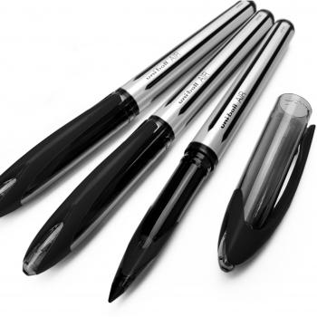 UniBall AIR Medium 0.7mm Rollerball – Triple Pack (Black) – UBA‑188‑L
