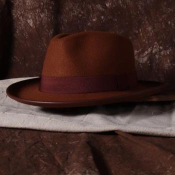 Universal Wool Fedora Hat – Wide Brim, Felt, Adjustable Fit – Ideal for Jazz Events