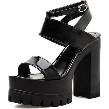 Stilvolle Damen Sandalen für Partys