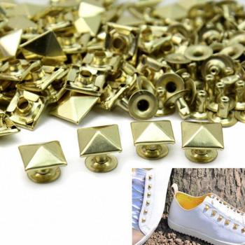 Remache Oro en Metal 50 Unidades