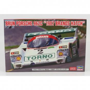 1/24 Scale Hasegawa Brun Porsche 962C Model