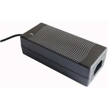 Chargeur de bureau 40W sortie 5V 8A