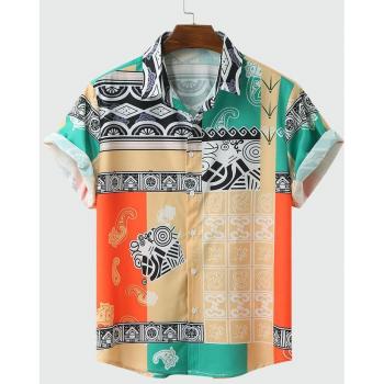T-Shirt Vuelta de Cuello Estilo