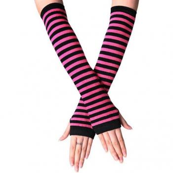 Gants tricotés à rayures pour l'automne