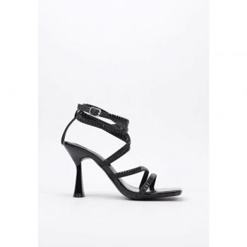 Krack Core Itaca 41 sandalia negra para mujer