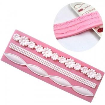 Encaje Floral 3D con Perlas