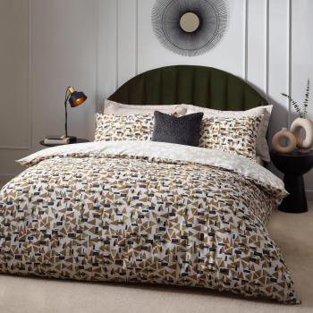 HÖEM City Geometric Triangles Duvet Cover & Pillowcase Set