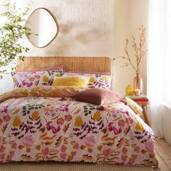 Edredón reversible floral Protea en tono rosa