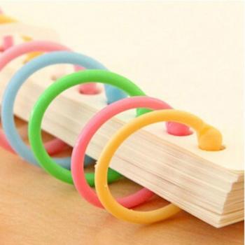 Support de cerceau « Anneaux Plastiques Colorés » – Pack 30