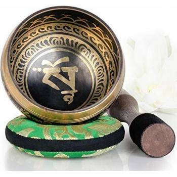 Silent Mind ~ Ensemble de bols tibétains ~ Design Équilibre et Harmonie ~ Avec maillet à double surface et coussin de soie ~ Favorise la paix et la guérison des chakras ~ Cadeau exquis