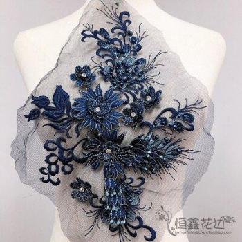 DIY Brautkleid Perlenpatches