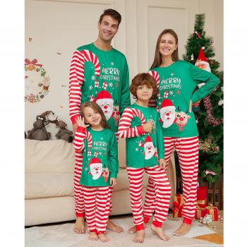 Set pyjama Noël unis parents-enfants