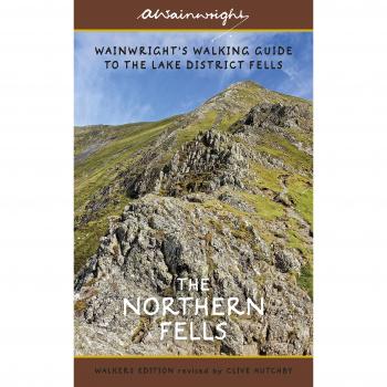 Wainwright's Illustrated Walking Guide to the Lake District Book 5: The Northern Fells (Wainwright Walkers Edition)