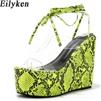 Grün Schlange Korn Damen Sandalen mit transparentem PVC-Gladiator-Stil, Spitze-hoch und Keilplattform