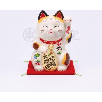 Feng Shui Good Luck Cat Statue