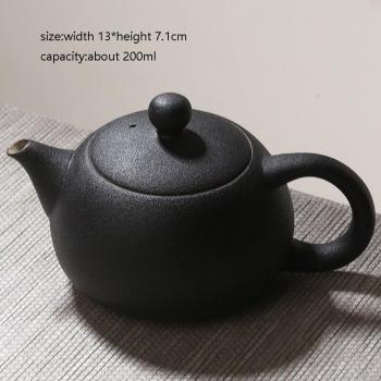 Coarse Pottery Teapot Warmer