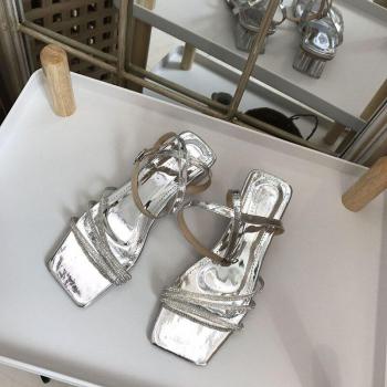 Elegante Kristall-Spitzensandalen mit dickem Absatz für Damen, Knöchelriemen, Sommer 2022