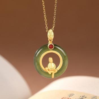 Colgante de plata 925 con jade Hetian, hebilla de La Paz y estilo creativo