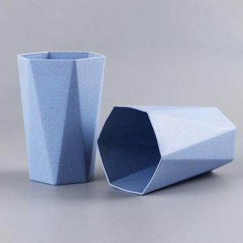 Plastic Tooth Mug for Toothbrushes