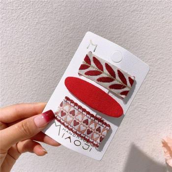 Set de Horquillas Bordadas con Corazón para Niñas