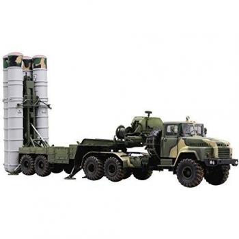 Hobby Boss Tracteur KrAZ-260B 1/35 avec TEL 5P85TE S-300PMU