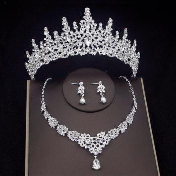 Conjunto de Accesorios de Boda con Tiara y Pendientes