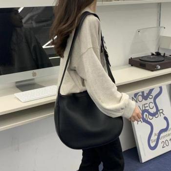 Large Women's Shoulder Bag with Zipper
