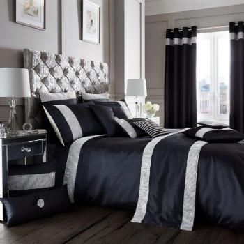Onyx Duvet Cover and Pillowcase Set