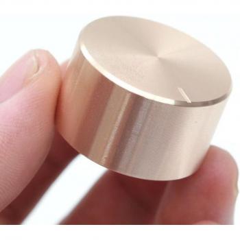 Perilla de Eje Moleteado 30x17mm