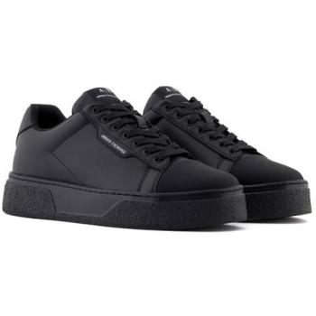 Sneakers mit Label-Detail 'LION' in Schwarz