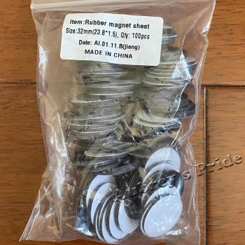 100 Sets 23.8x1.5mm Magnetic Sticker Parts for 1-1/4 (32mm) Badge Making
